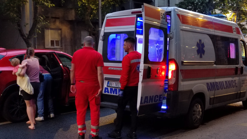 Tuča u centru Beograda: Tri osobe napale mladića (18) u Njegoševoj ulici, s povredama glave prevezen na VMA