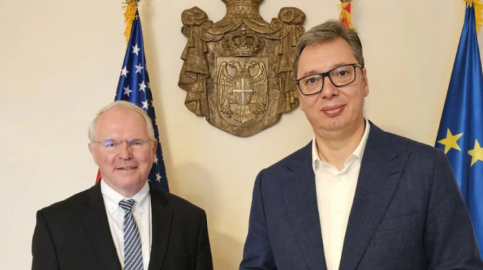 Predsednik Vučić razgovarao sa Hilom o unapređenju odnosa, Kosovu i međunarodnoj poziciji Srbije