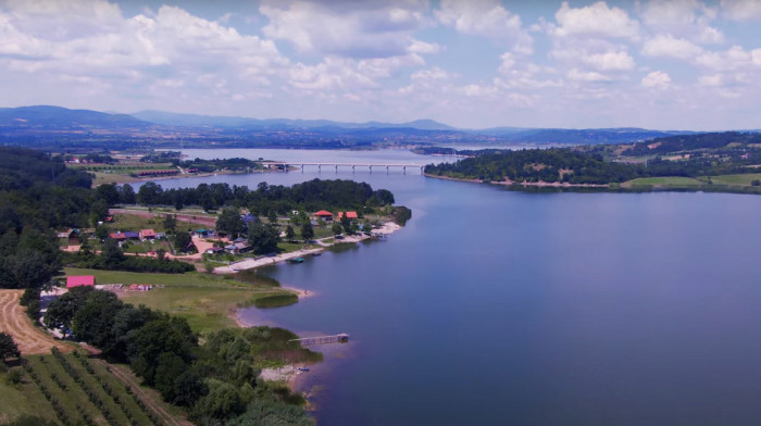 Zabrinjavajuća situacija na Gružanskom jezeru: Akumulacija iz koje Kragujevac dobija vodu sve više zagađena