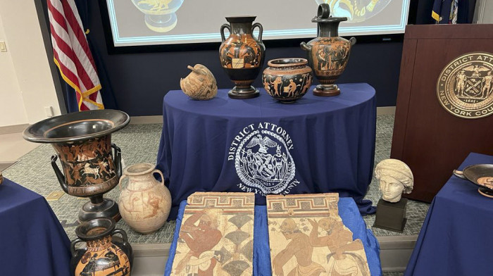 SAD vratile Italiji oko 250 drevnih artefakata ukradenih tokom devedesetih