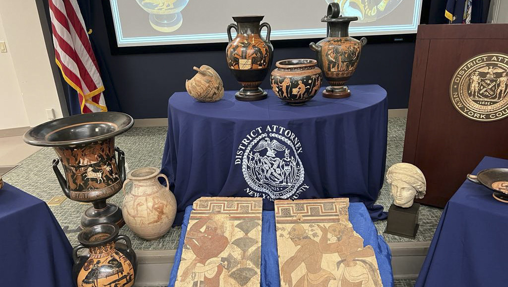 SAD vratile Italiji oko 250 drevnih artefakata ukradenih tokom devedesetih