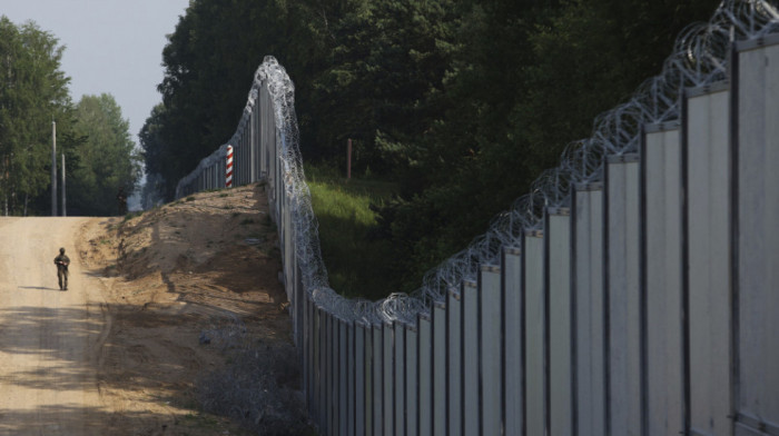 Na referendumu u Poljskoj biće i pitanje o rušenju zida na granici sa Belorusijom