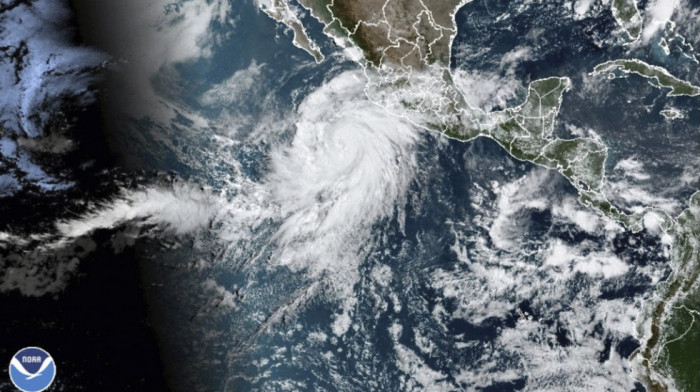 Uragan Hilari krenuo ka meksičkoj Donjoj Kaliforniji, očekuje se udar na jugozapad SAD
