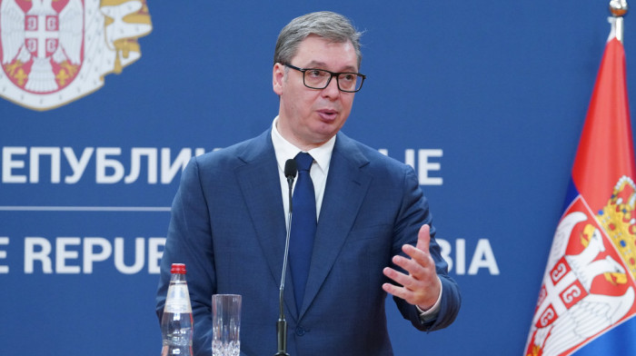 Vučić o incidentu u Novom Sadu: "Strah je prošao, neće moći više da uništavaju srpsku trobojku“