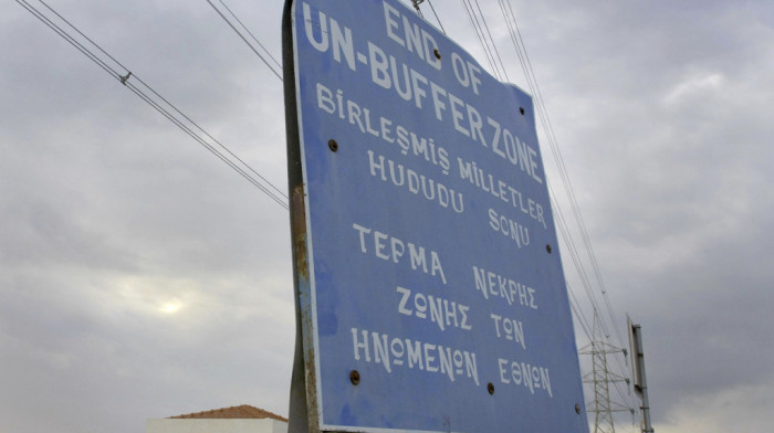 Eskalacija tenzija u tampon zoni: Kiparski Turci napali mirovne snage UN