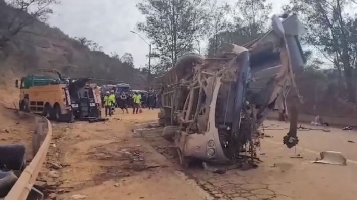 Teška nesreća u Brazilu: Prevrnuo se autobus sa navijačima, sedam poginulih, 27 povređenih