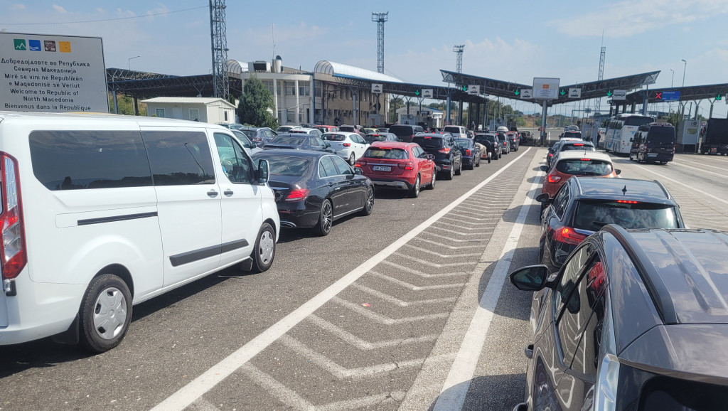 Najduža zadržavanja na Preševu i Gostunu za putnička vozila, za teretna na Šidu