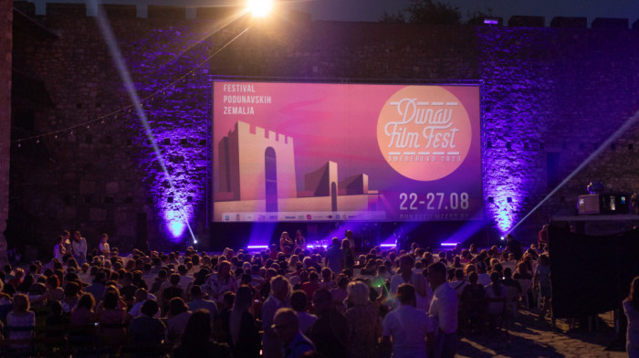 Premijerom filma “Momak i devojke” svečano otvoren 6. Dunav Film Fest u Smederevu