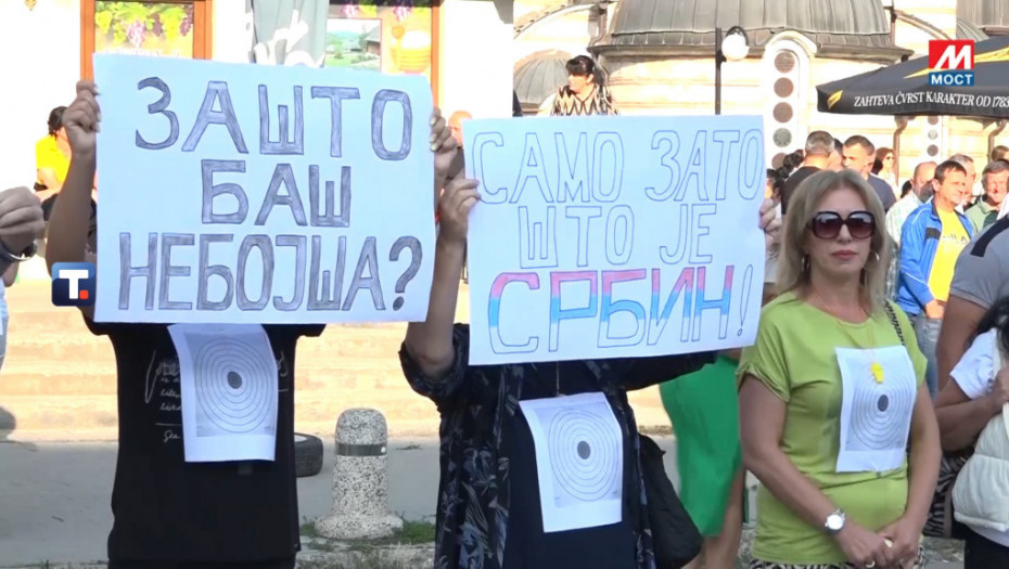 "Zajedno protiv terora": U Leposaviću održan protest podrške uhapšenom Nebojši Virijeviću