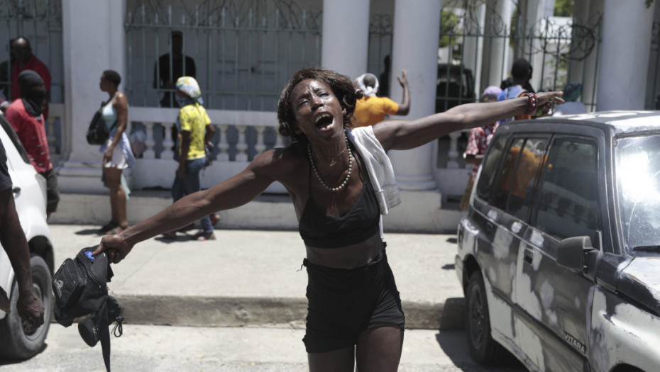 Banda na Haitiju otvorila vatru na demonstrante i ubila sedam ljudi