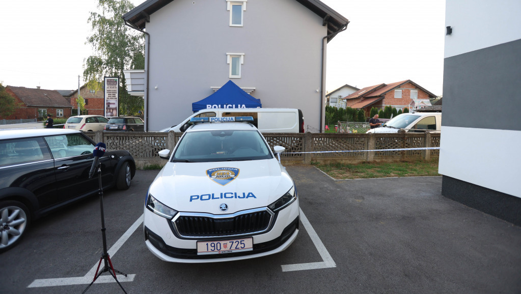 Državljanin Srbije uhapšen u Hrvatskoj: Policija mu u vozilu pronašla 20 migranata