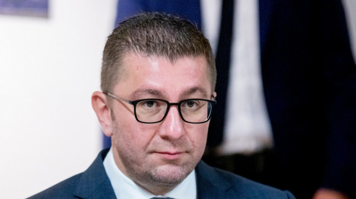 Mickoski: Nema garancije da EU neće tražiti nove promene Ustava