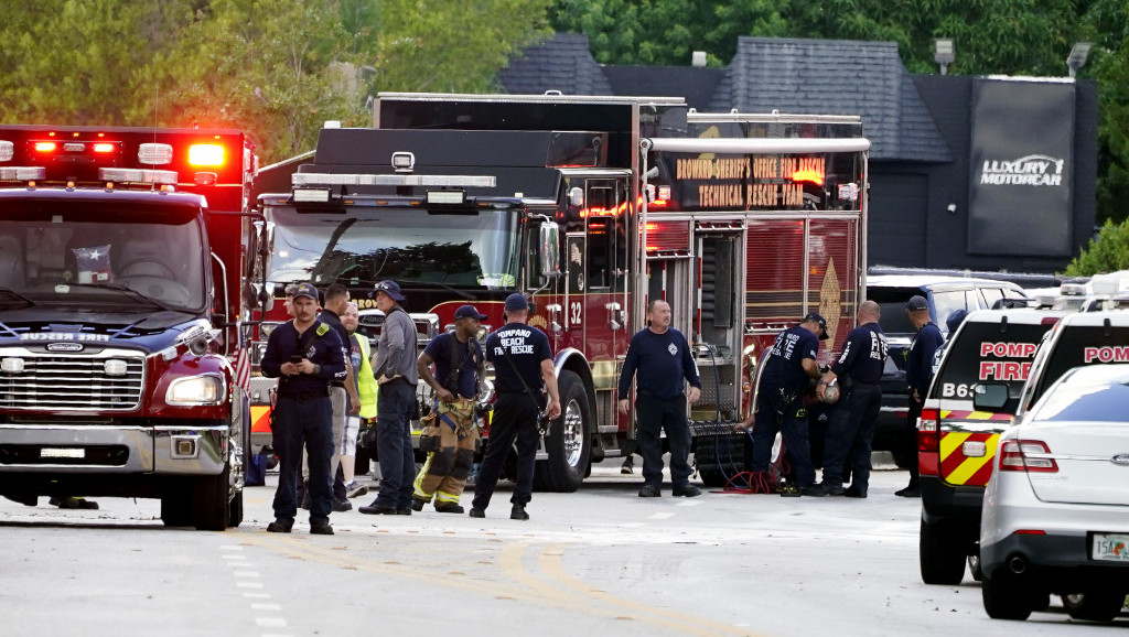 Helikopter se srušio na zgradu na Floridi, dve osobe u bolnici