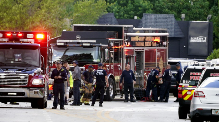 Na Floridi dve osobe poginule, četiri povređene u padu helikoptera na zgradu