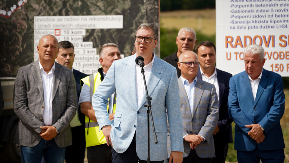 Predsednik Vučić obilazi rekonstruisani put Raška - Novi Pazar: Radovi završeni tri meseca pre roka