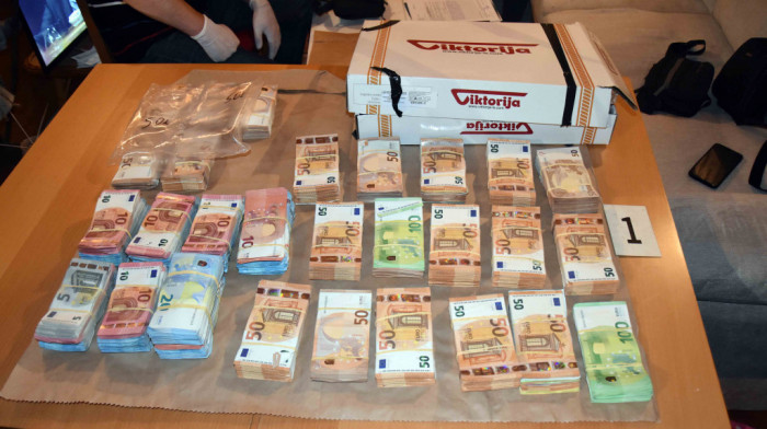U međunarodnoj akciji zaplenjeno 2,7 tona kokaina u Atlantiku: Četiri osobe uhapšene u Srbiji