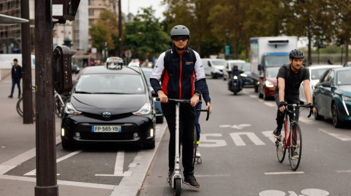 MUP objavio nova pravila za vozače elektičnih trotineta koja važe od 15. juna