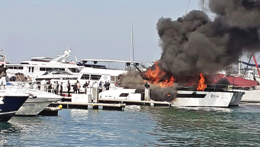 Jedna osoba povređena je u požaru brodova u Malom Lošinju