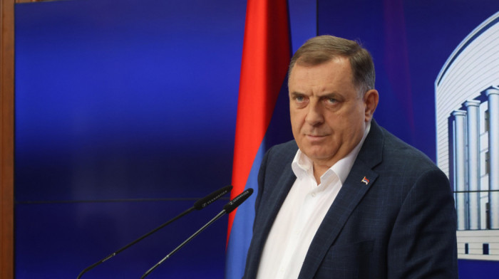 Dodik: Moja obaveza je da poštujem Ustav i Dejtonski mirovni sporazum, a ne da se dopadnem Britancima