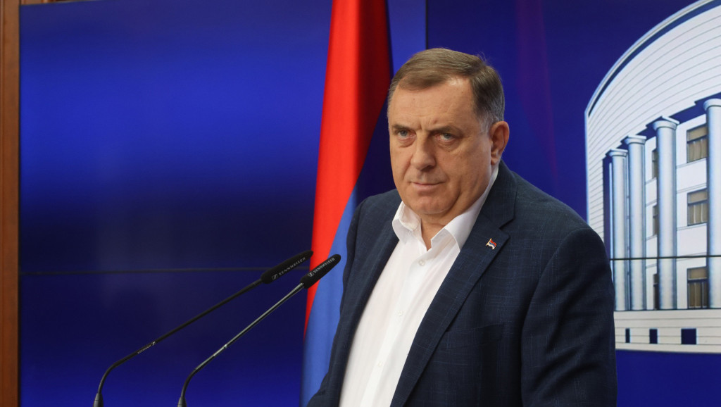Dodik: Tragamo na osnovu čega je Šmitu izdat pasoš u MIP-u BiH