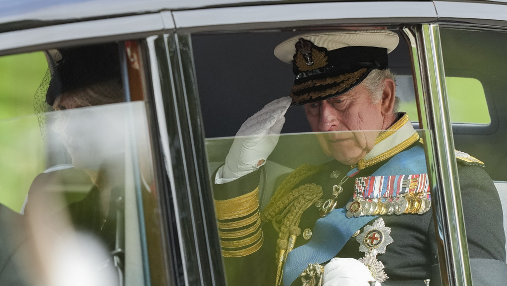 "Hvala na ljubavi i podršci": Kralj Čarls III prigodnom porukom obeležio prvu godišnjicu smrti Elizabete II