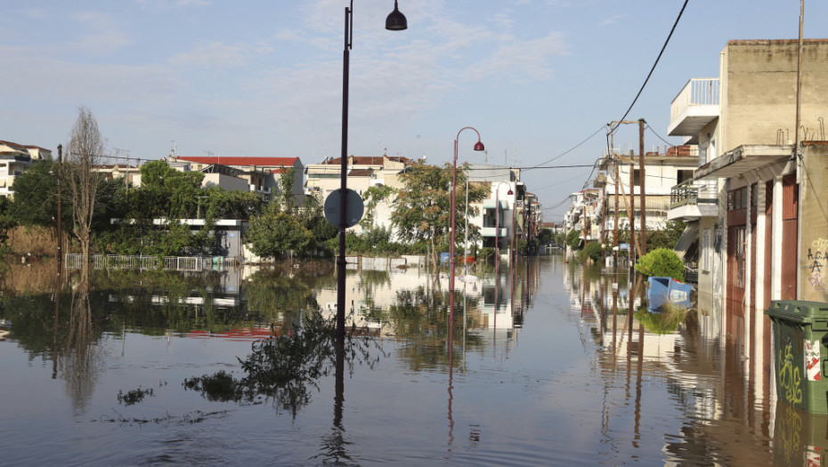 Zbog obilnih kiša Grčka naredila evakuaciju još jednog sela nadomak grada Larise