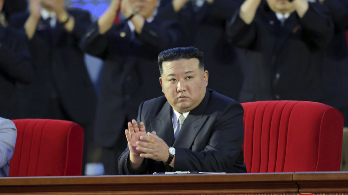 Kim Džong Un pregledao snimke novog špijunskog satelita