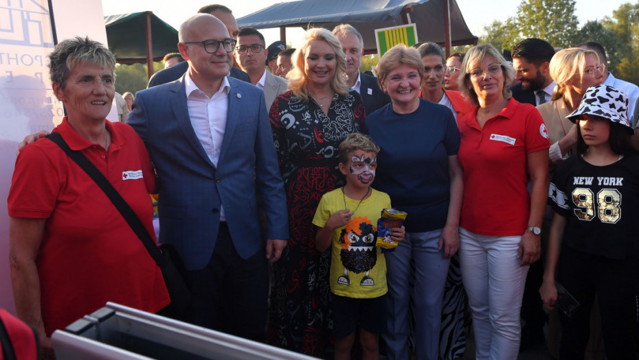 Otvorena manifestacija "Dani porodice u Srbiji" u Perlezu kod Zrenjanina