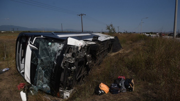 "Otac se izvukao kroz šiber autobusa, majka pomagala ljudima": Dramatične ispovesti nakon nesreće u Grčkoj