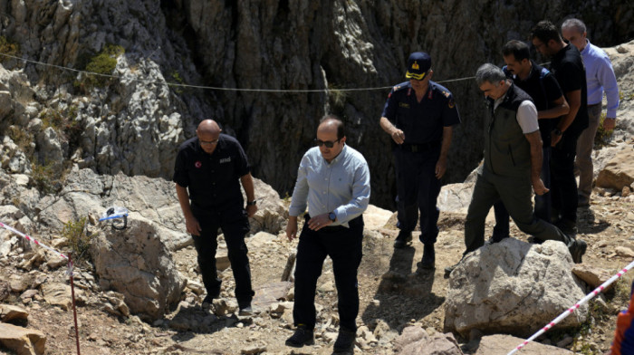 Naučnik zarobljen u Turskoj pećini sada je na 180 metara udaljenosti od površine