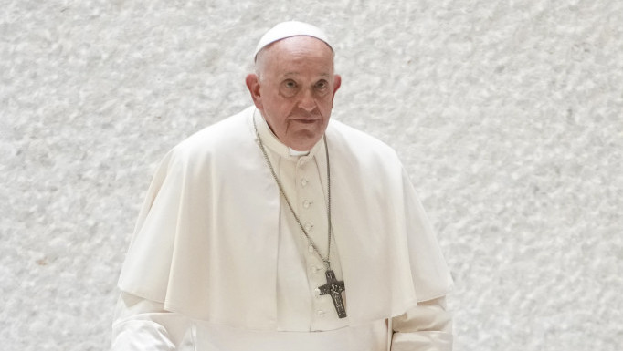Papa Franja: Vojna industrija je ključni pokretač patnje ukrajinskog naroda