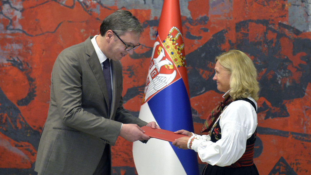 Vučić primio akreditivna pisma ambasadora Norveške, Finske i Kambodže