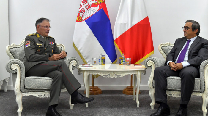 General Mojsilović sa ambasadorom Italije pri NATO: Najvažniji mir i stabilnost na KiM