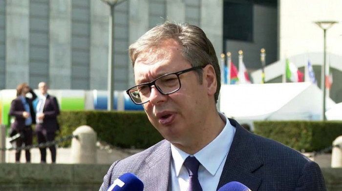Vučić: Znamo kako smo prolazili sa sankcijama, što bismo mi u tome učestvovali