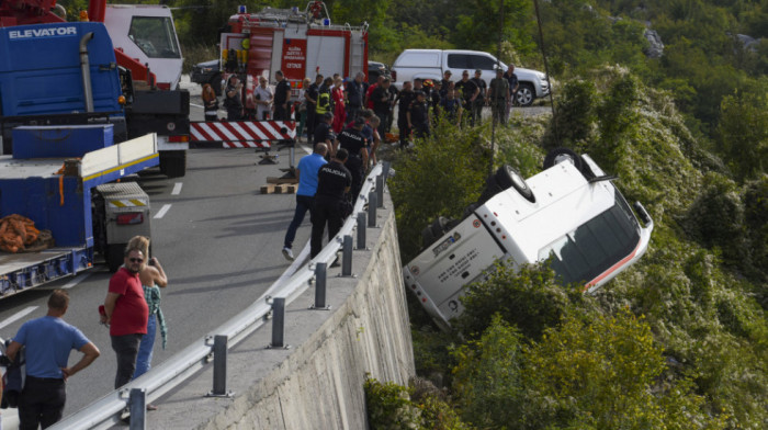 U autobuskoj nesreći u Crnoj Gori poginuo državljanin Britanije i devojka iz Podgorice