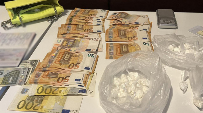 U Beogradu uhapšena dva muškarca osumnjičena za prodaju droge