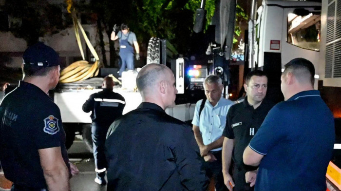 U Šidu 11.000 potrošača i dalje bez struje, MUP šalje agregate