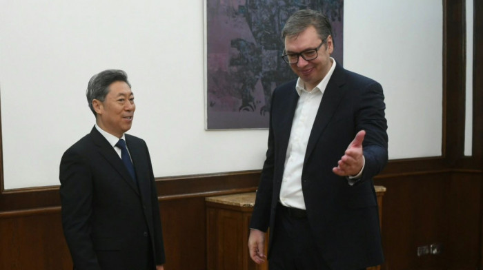 Vučić: Odličan sastanak sa Čenom, zahvalnost Kini na podršci Srbiji