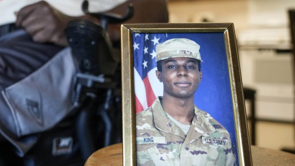Pentagon: Proterani vojnik Trevis King stigao u vojnu bolnicu u Teksasu, biće podvrgnut pregledima