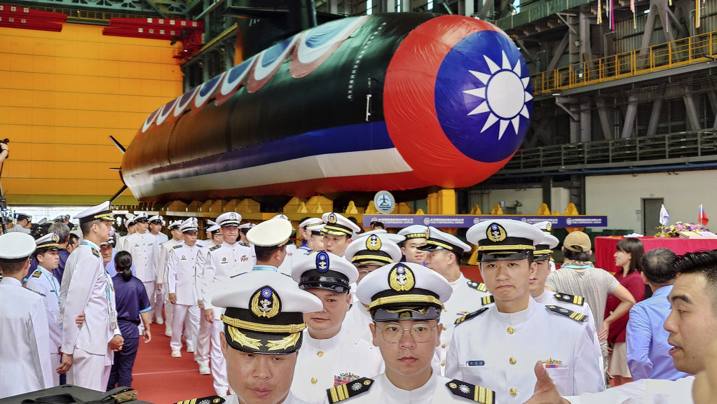 Tajvan predstavio prvu podmornicu domaće proizvodnje