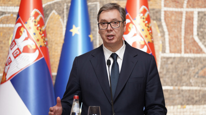 Vučić: Vojska neće ući na KiM, povući ćemo snage iz tog područja