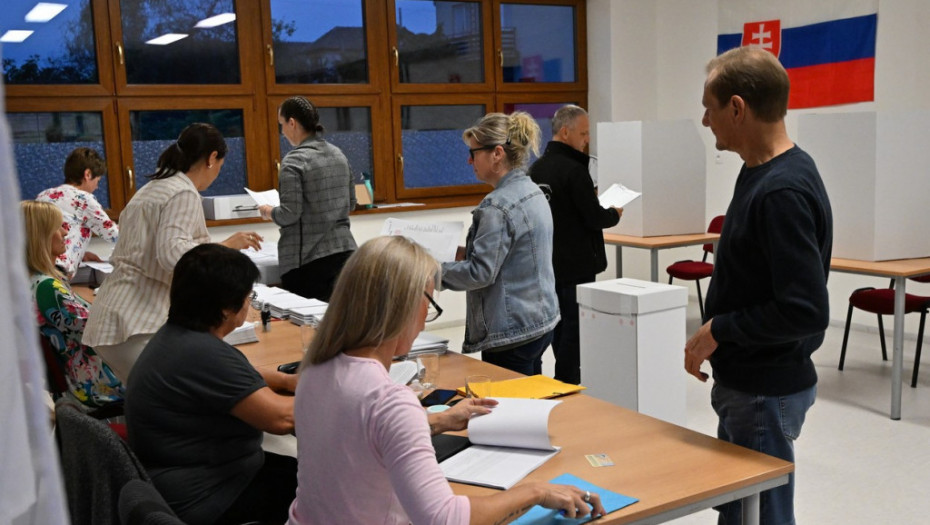 Slovaci danas glasaju na parlamentarnim izborima