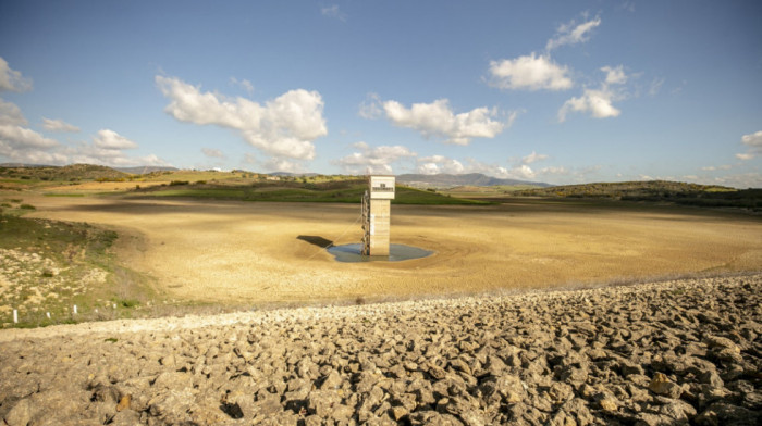 Tunis podiže cene vode za piće do 16 odsto zbog suše
