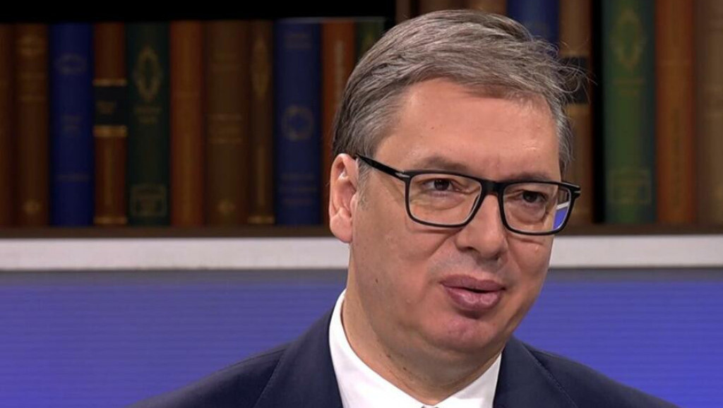 Vučić u Ćirilici: Koren problema je u Kurtijevom režimu, njegovim dolaskom na vlast počinje teror nad Srbima