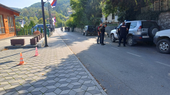 Kosovska policija pretresala srpske kuće u opštini Zvečan: "Nije pronađeno oružje, nema uhapšenih"