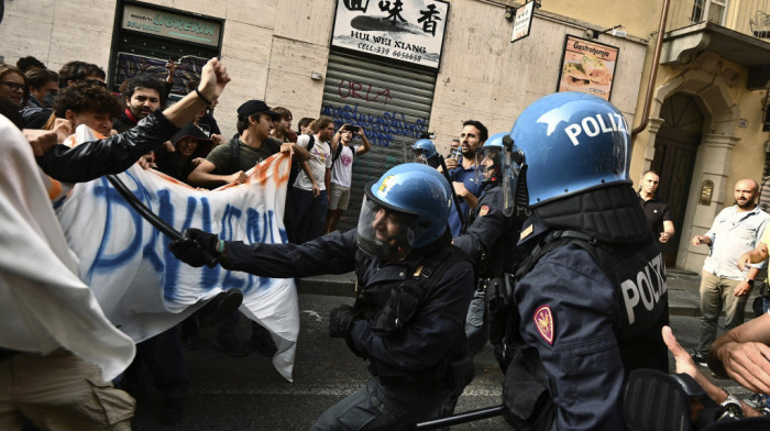 U Torinu sukob policije sa učesnicima protesta protiv premijerke Meloni