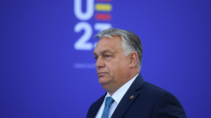 Orban: Proširenja EU mora biti, ali Srbi imaju pravo da "sede na dve stolice"