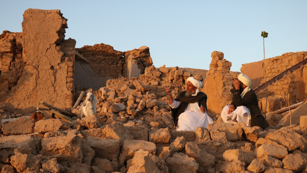 Broj žrtava zemljotresa u Avganistanu premašio 2.000, stotine zatrpanih pod ruševinama