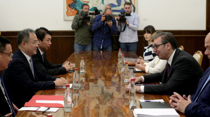 Predsednik Vučić sa novim ambasadorom Kine u Srbiji: "Nadam se da će saradnja dve zemlje biti još jača"