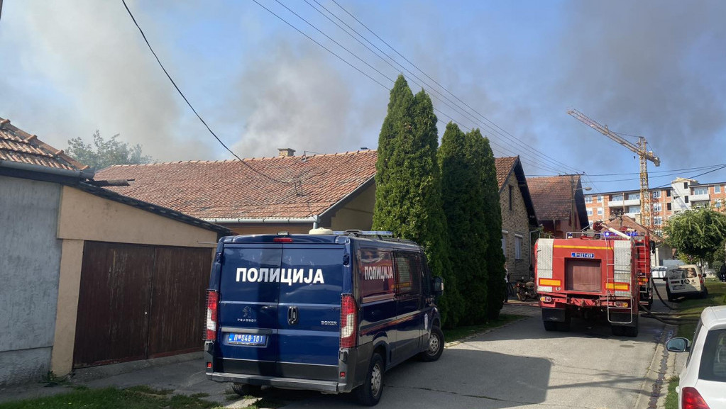 Izbio veliki požar u stolarskoj radnji u Subotici